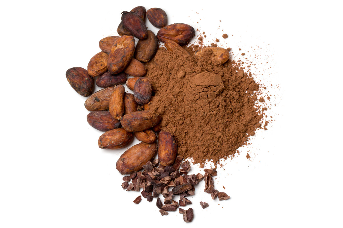 Whole and ground cacao