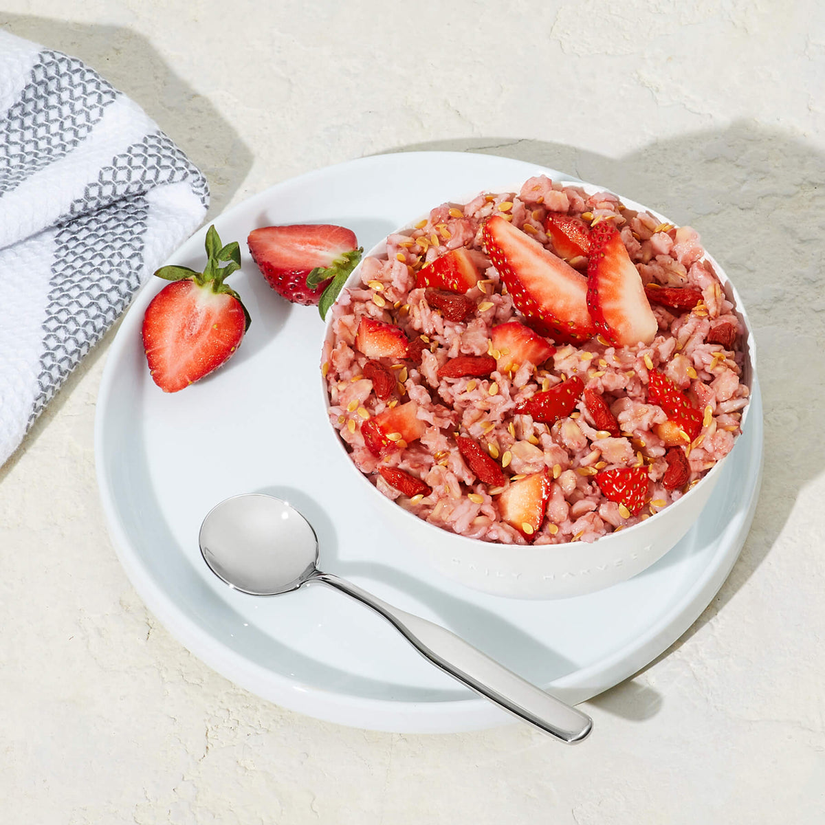 Strawberry + Goji Berry Breakfast Bowl Daily Harvest